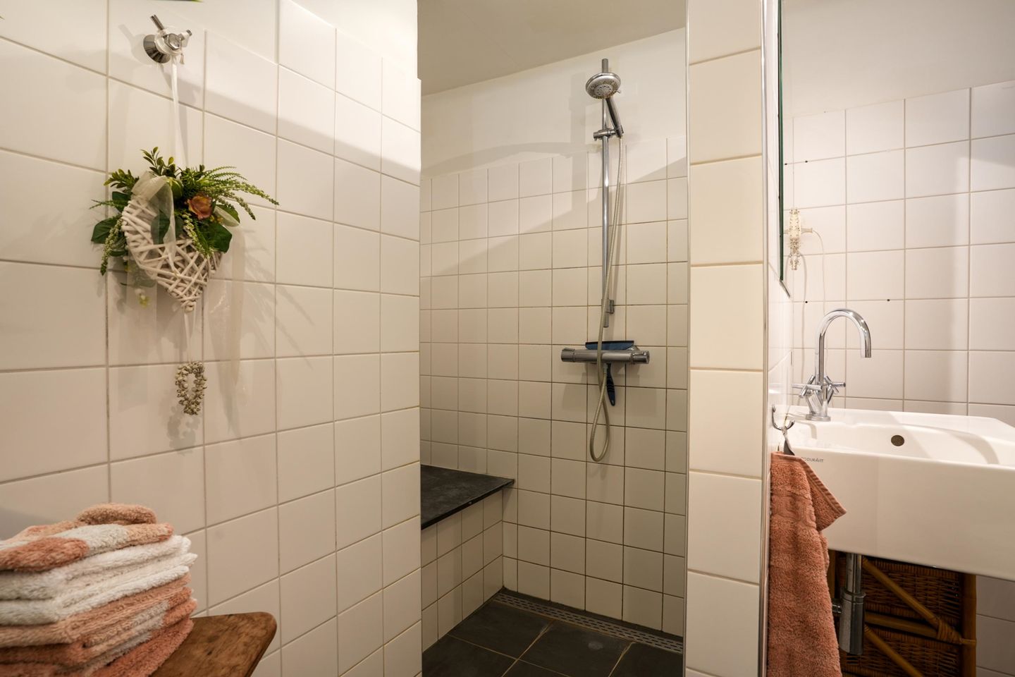 Photo 44 of Prof. Cobbenhagenstraat 3