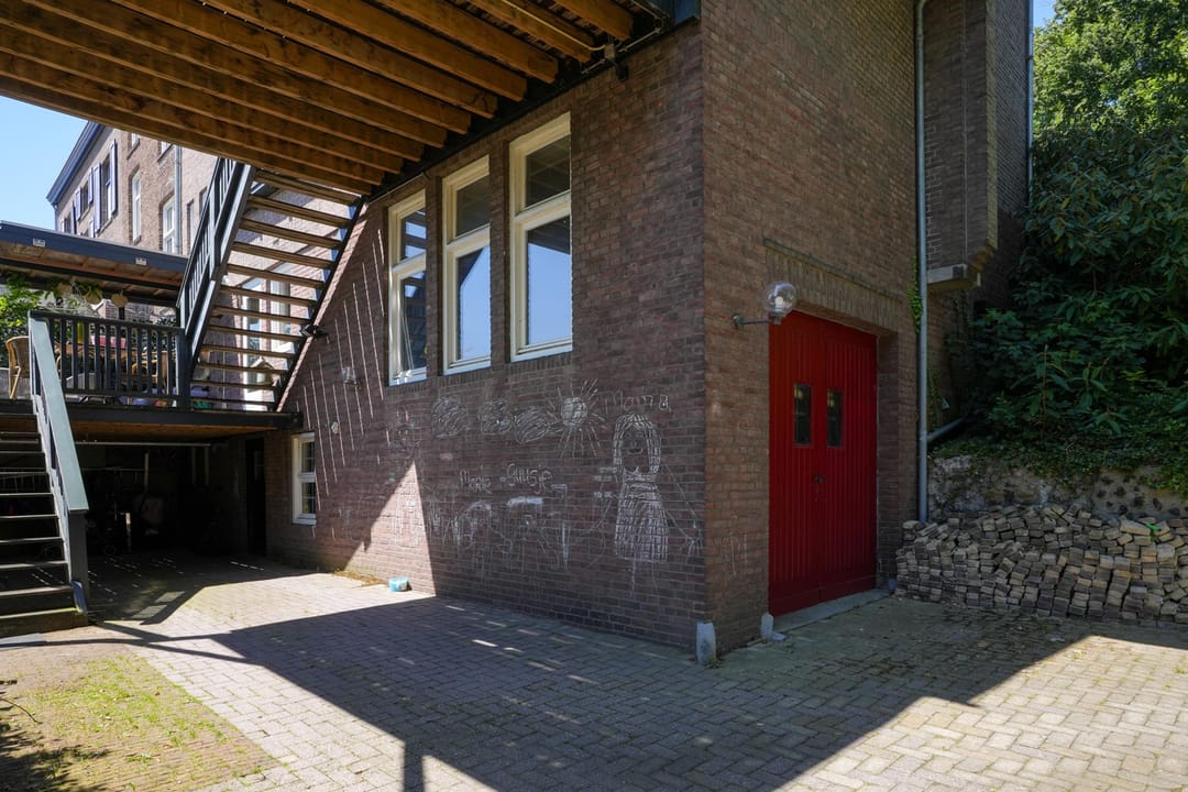 Photo 46 of Prof. Cobbenhagenstraat 3