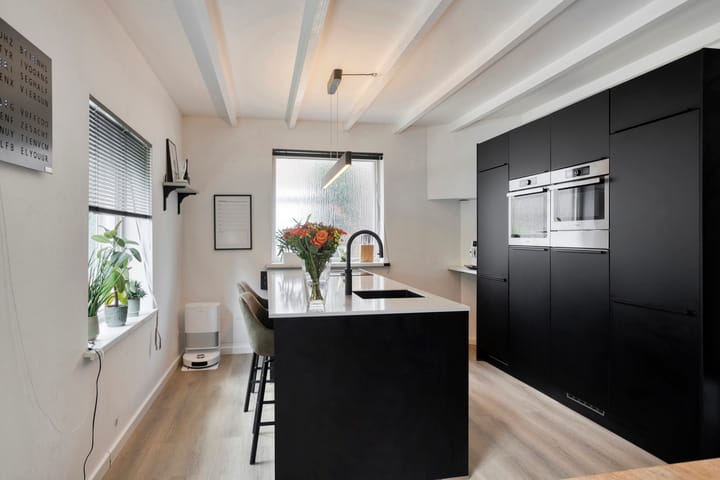 Photo 4 of Schoolstraat 8