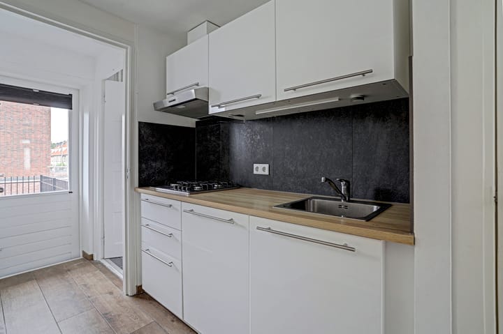 Hoekwoning te koop: Kasteeldreef 93, Tilburg