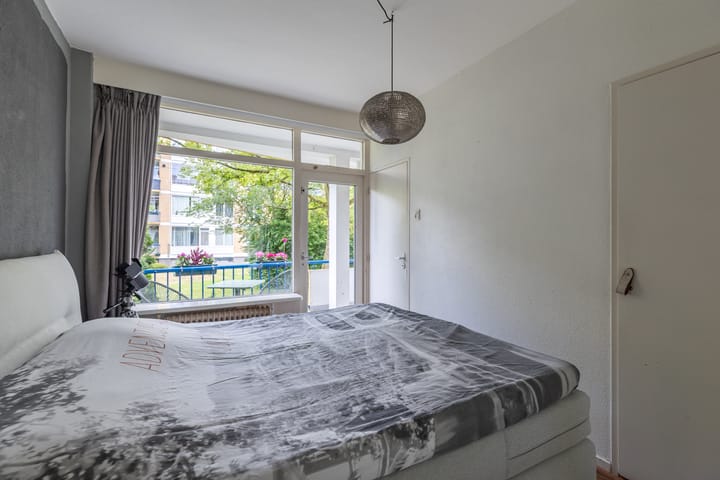 Appartement te koop: Van Ostadelaan 50, Alkmaar