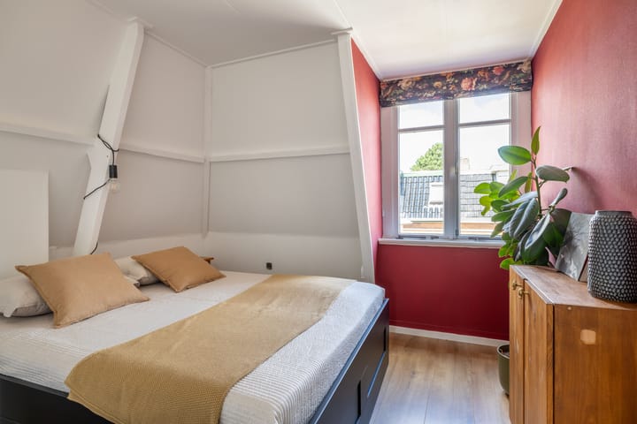 Foto 4 van Harlingerstraat 21