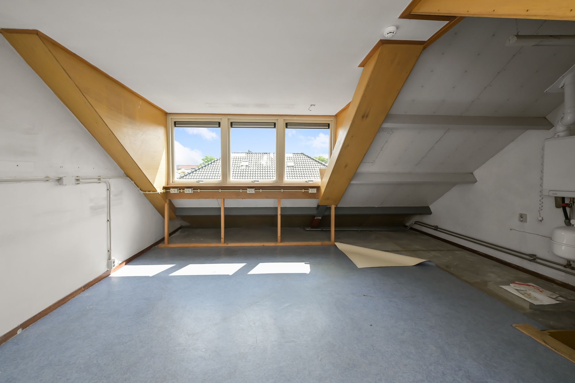 Foto 36 van Warmoesstraat 33