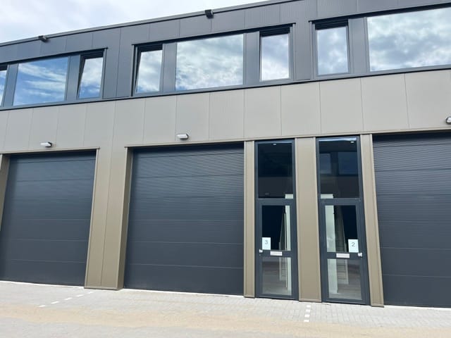 Bekijk foto 3 van Veenbes 9-A3