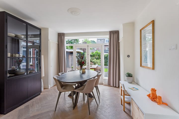 Twee-onder-één-kap te koop: Joan Coststraat 42, Enschede