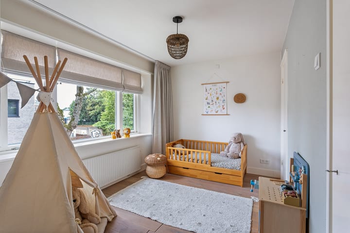 Twee-onder-één-kap te koop: Joan Coststraat 42, Enschede