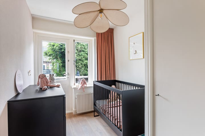 Twee-onder-één-kap te koop: Joan Coststraat 42, Enschede