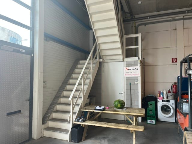 Bekijk foto 4 van Vlotlaan 219