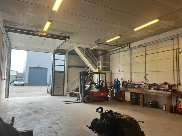 Bekijk foto 5 van Vlotlaan 219