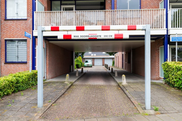 Appartement te koop: Luit Looymanshof 34, Oudenbosch