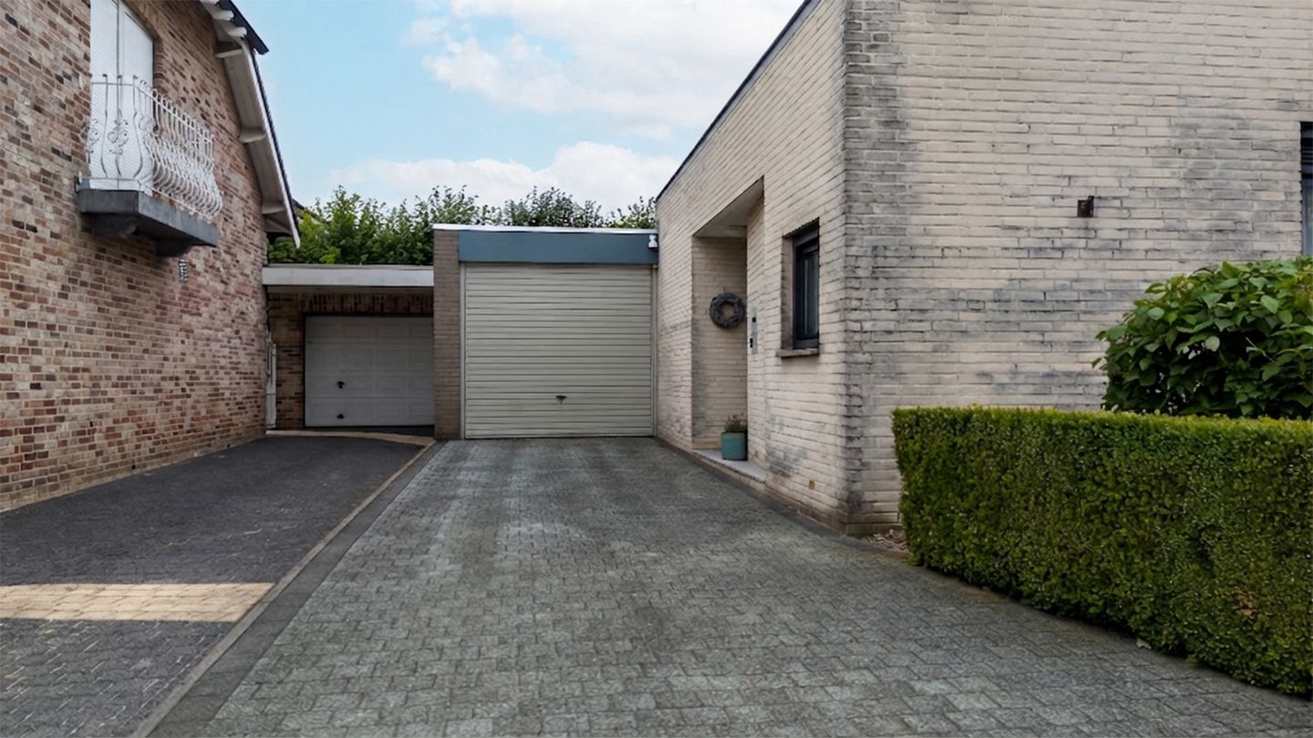 Photo 35 of Couperusstraat 3