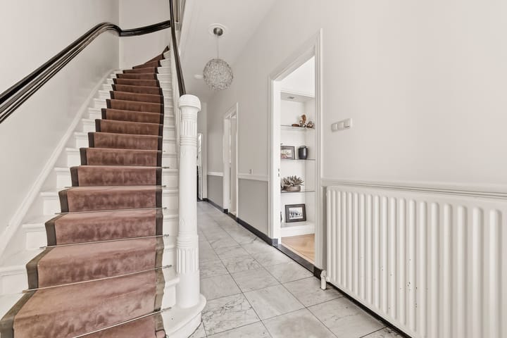 Tussenwoning te koop: Frederik Hendrikplein 47, 'S-Gravenhage