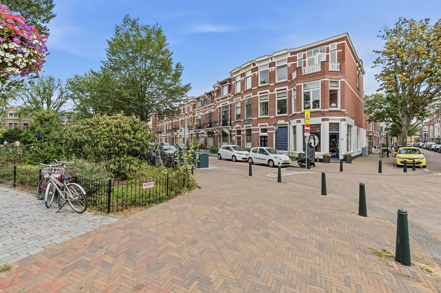 Photo 79 of Frederik Hendrikplein 47
