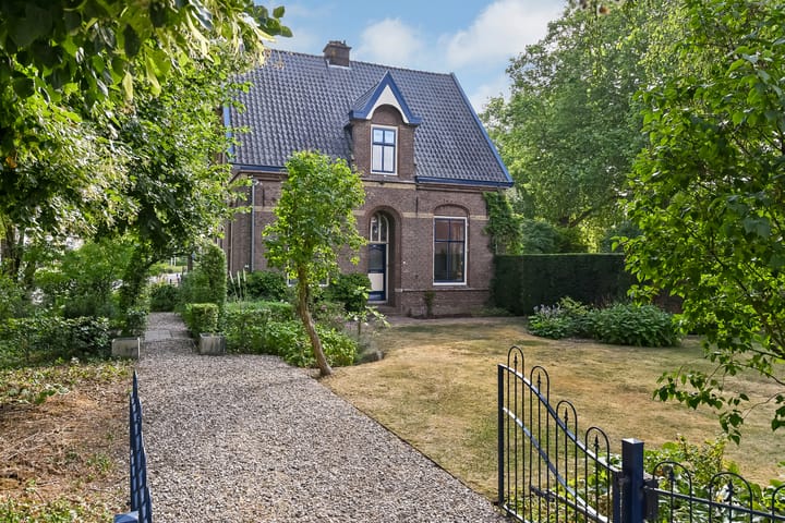 Vrijstaande woning te koop: Grote Molenstraat 20, Elst (Ge)
