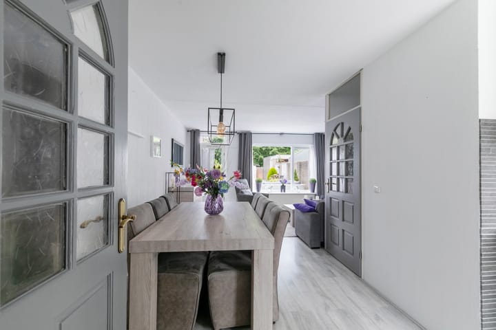 Tussenwoning te koop: Dennenbroek 45, Breda