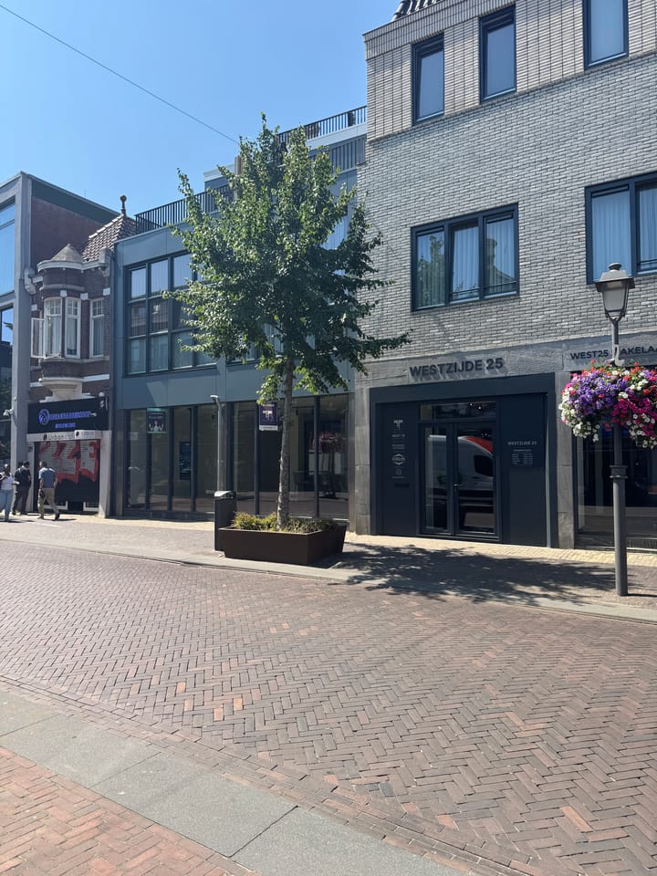 Westzijde 25