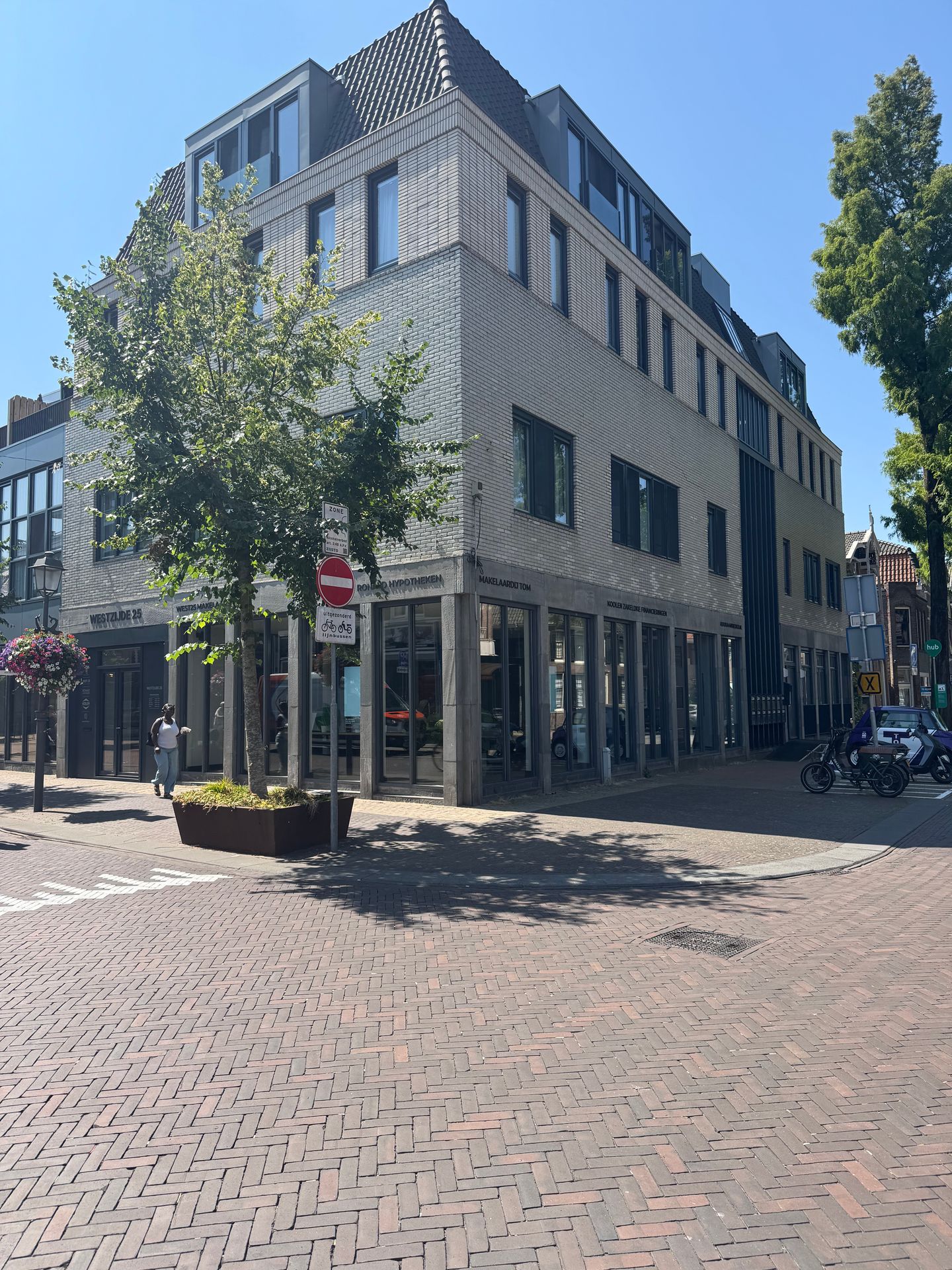 Bekijk foto 3 van Westzijde 25