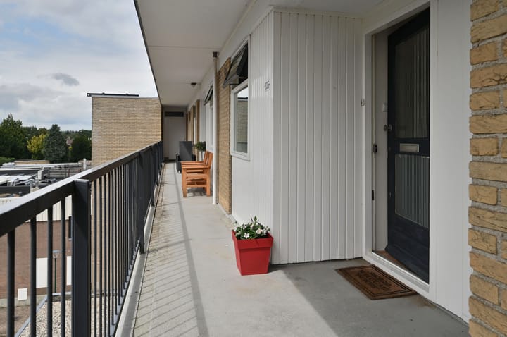 Studio te koop: van Weedestraat 205, Soest