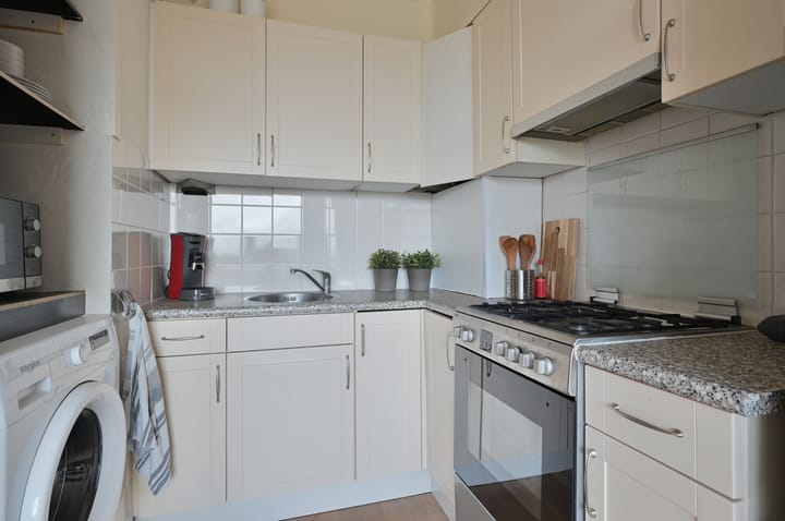 Studio te koop: van Weedestraat 205, Soest