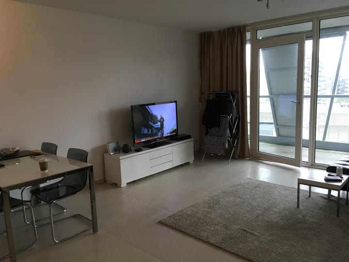 Appartement te huur: Kruisplein 692, Rotterdam