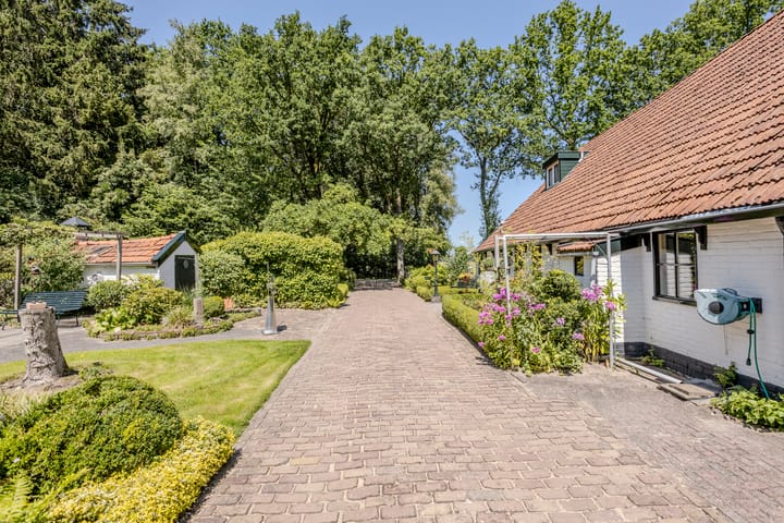 Vrijstaande woning te koop: Löhnislaan 4, De Pol