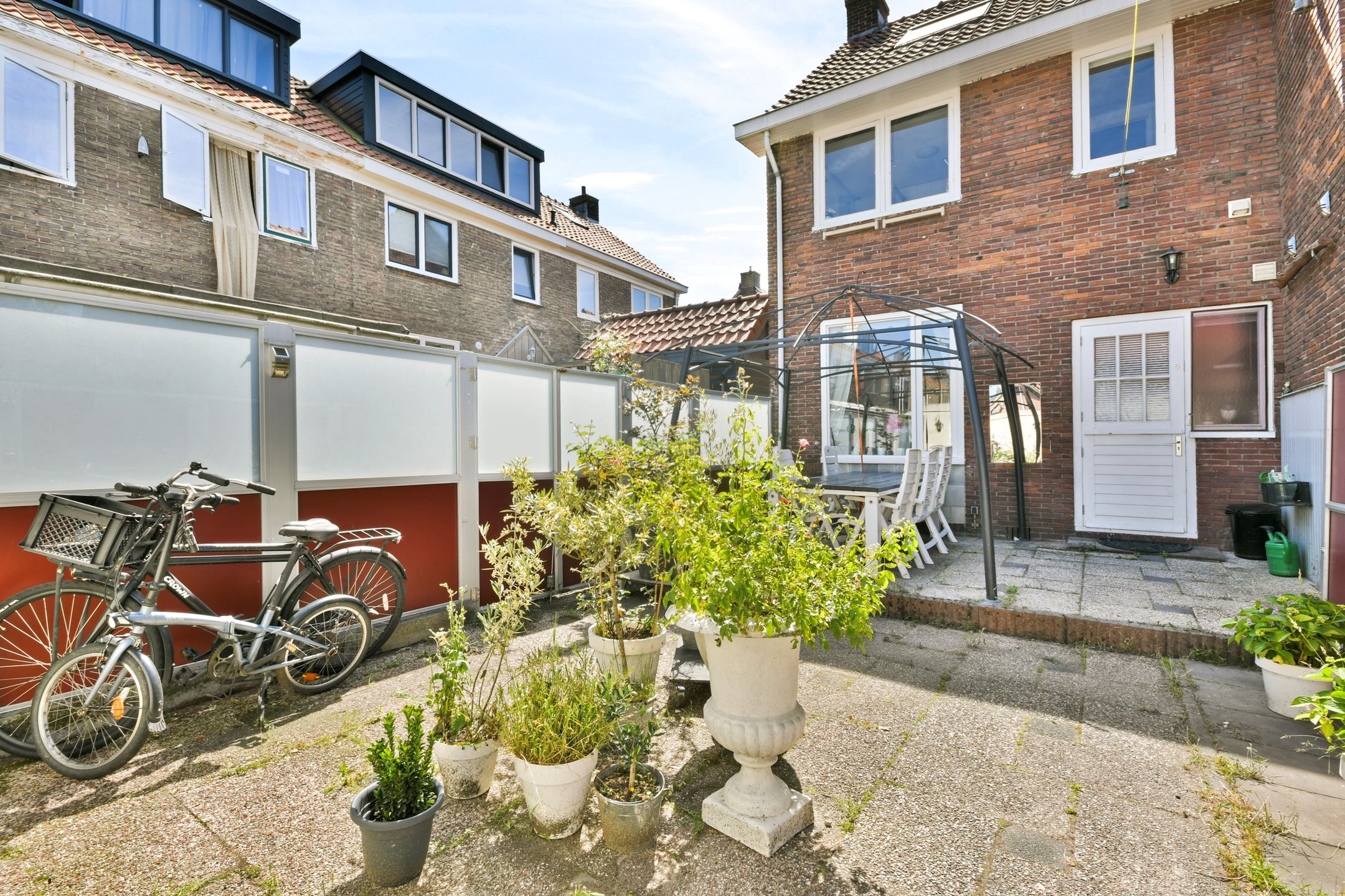 Foto 12 van Lijsterbesstraat 2