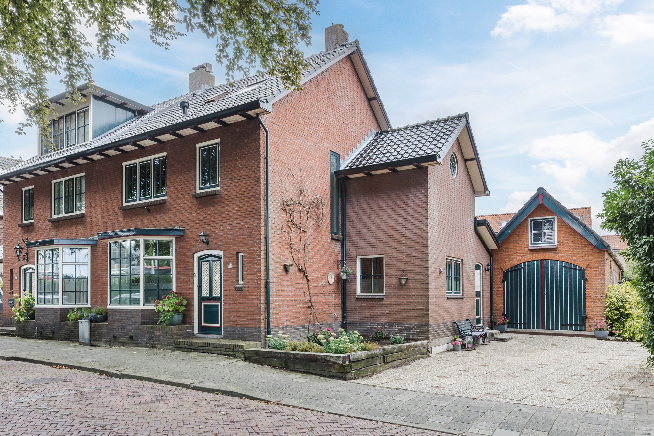 Stationsstraat 6