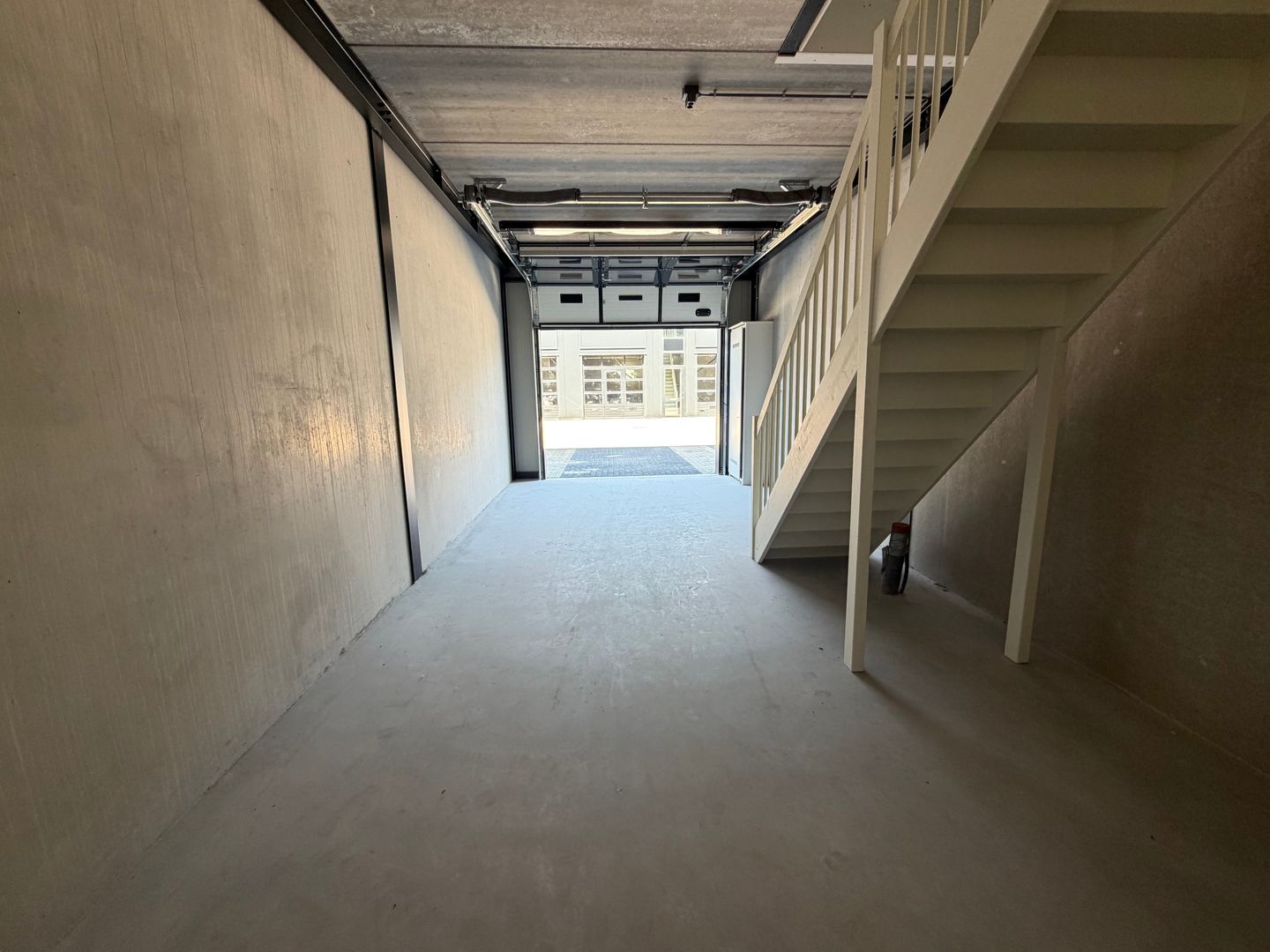 Bekijk foto 3 van Bijlmermeerstraat 46-8