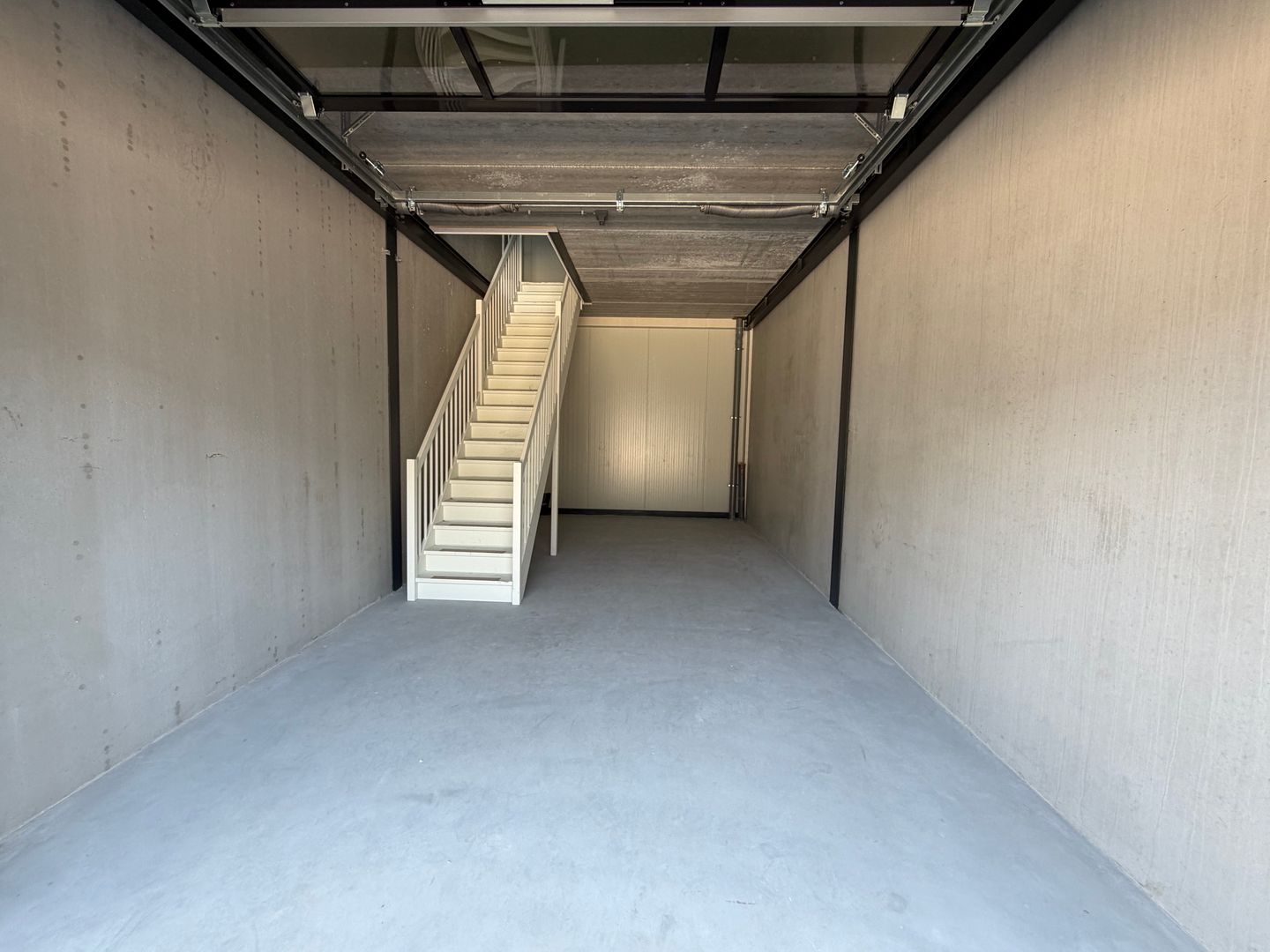Bekijk foto 2 van Bijlmermeerstraat 46-8