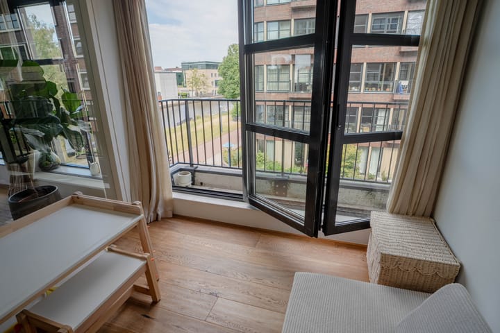 Appartement te huur: Rheastraat 12, Amsterdam