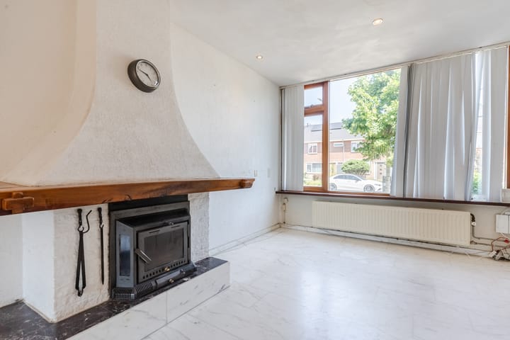 Tussenwoning te koop: Airbornelaan 39, Eindhoven