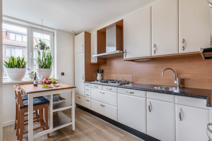 Hoekwoning te koop: Nieuwstraat 14A, Lisse