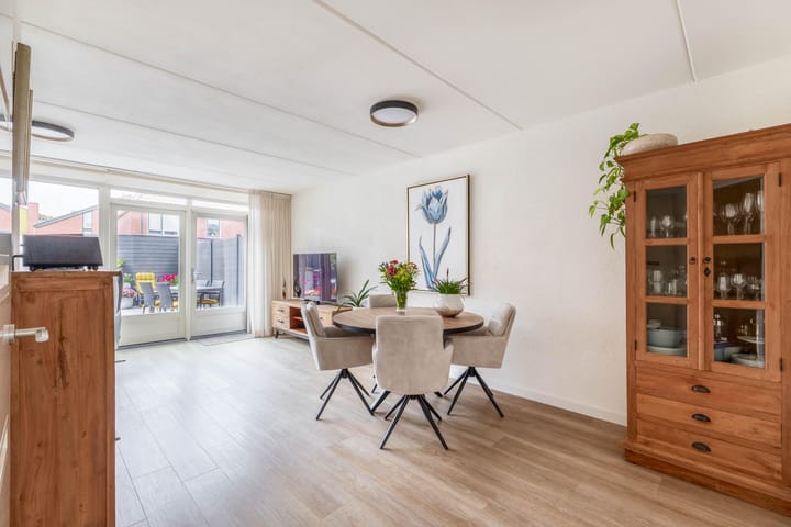 Hoekwoning te koop: Nieuwstraat 14A, Lisse
