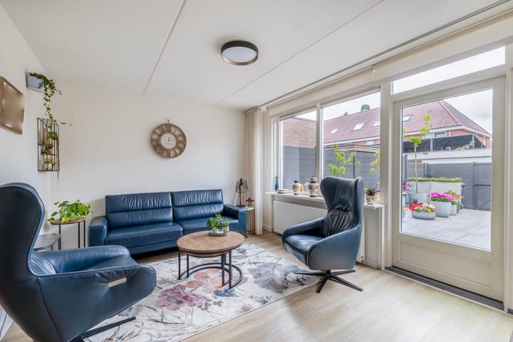 Hoekwoning te koop: Nieuwstraat 14A, Lisse