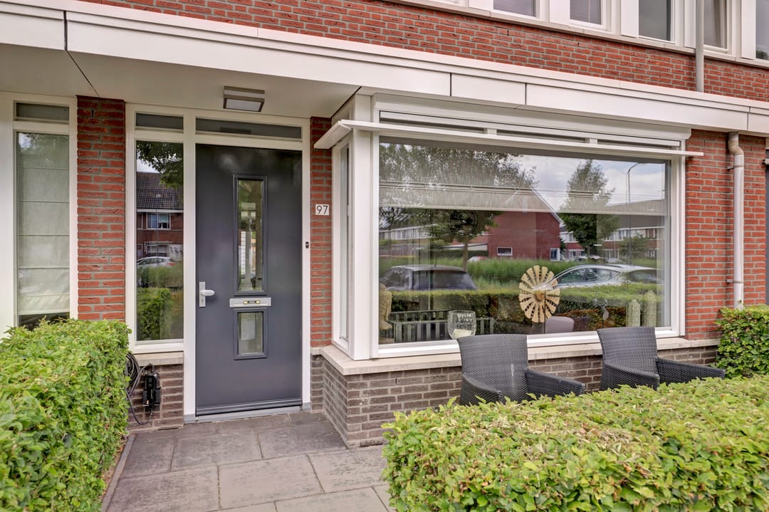 Photo 41 of Buitenbaan 97