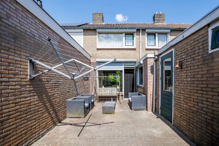 Tussenwoning te koop: Prins Bernhardstraat 7, Wehl
