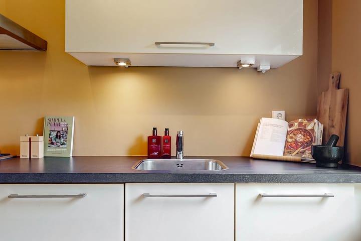 Tussenwoning te koop: Steve Bikostraat 387, Utrecht