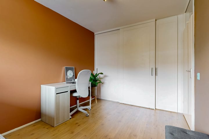 Tussenwoning te koop: Steve Bikostraat 387, Utrecht