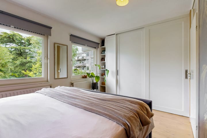 Tussenwoning te koop: Steve Bikostraat 387, Utrecht