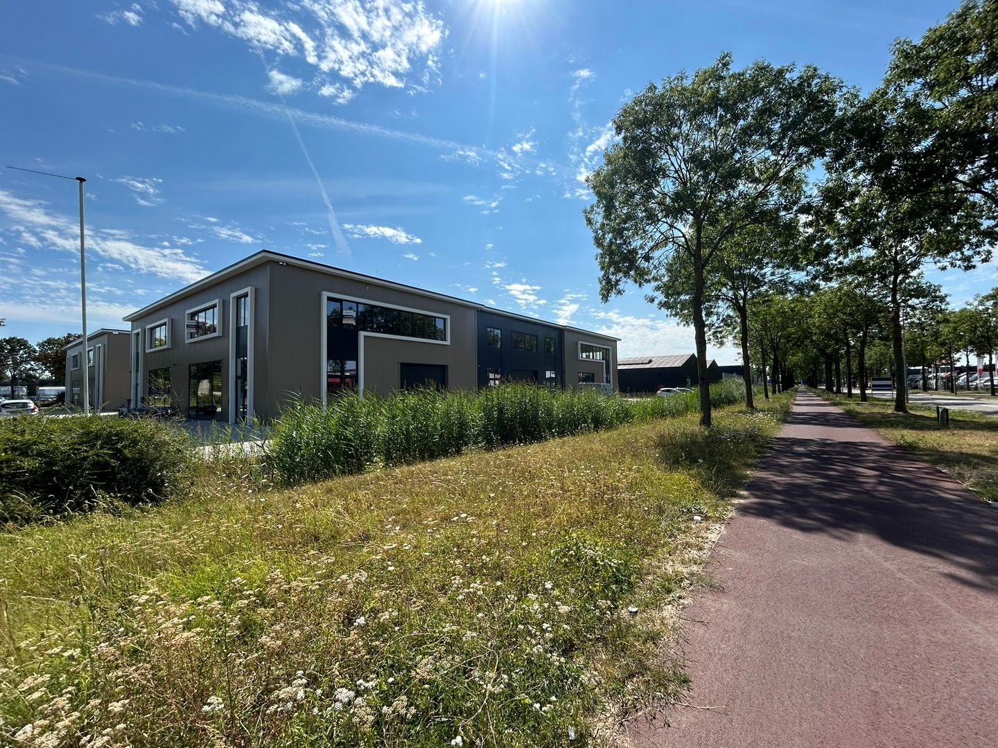 View photo 1 of Zuiderhavenweg 7-11