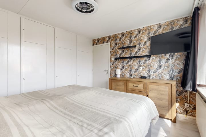 Tussenwoning te koop: Nijhofflaan 36, Uithoorn