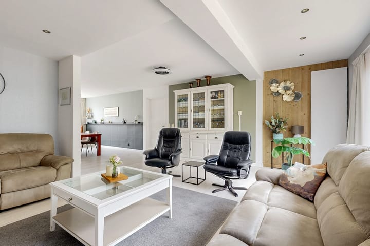 Tussenwoning te koop: Nijhofflaan 36, Uithoorn