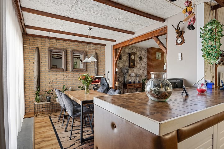 Tussenwoning te koop: Lindenlaan 8, Geesbrug