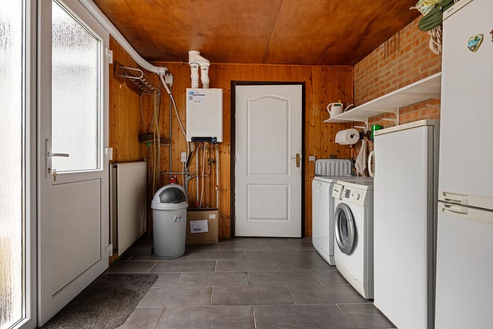 Tussenwoning te koop: Lindenlaan 8, Geesbrug