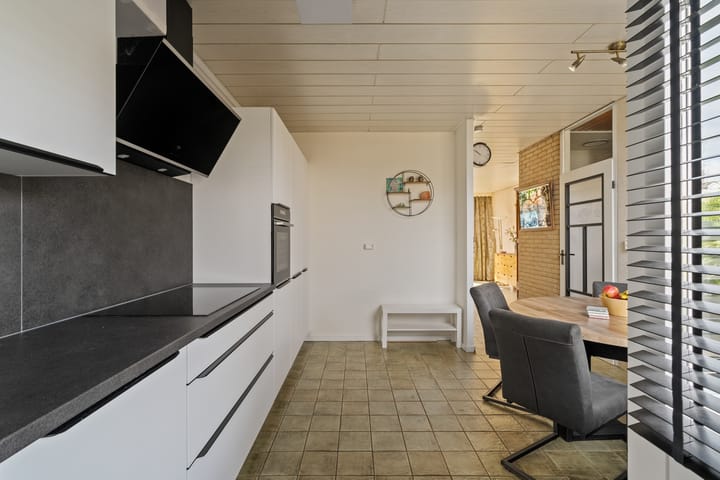 Tussenwoning te koop: Mariënwaard 28, Capelle Aan Den Ijssel