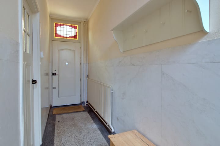 Tussenwoning te koop: Korenbloemstraat 58, Tilburg