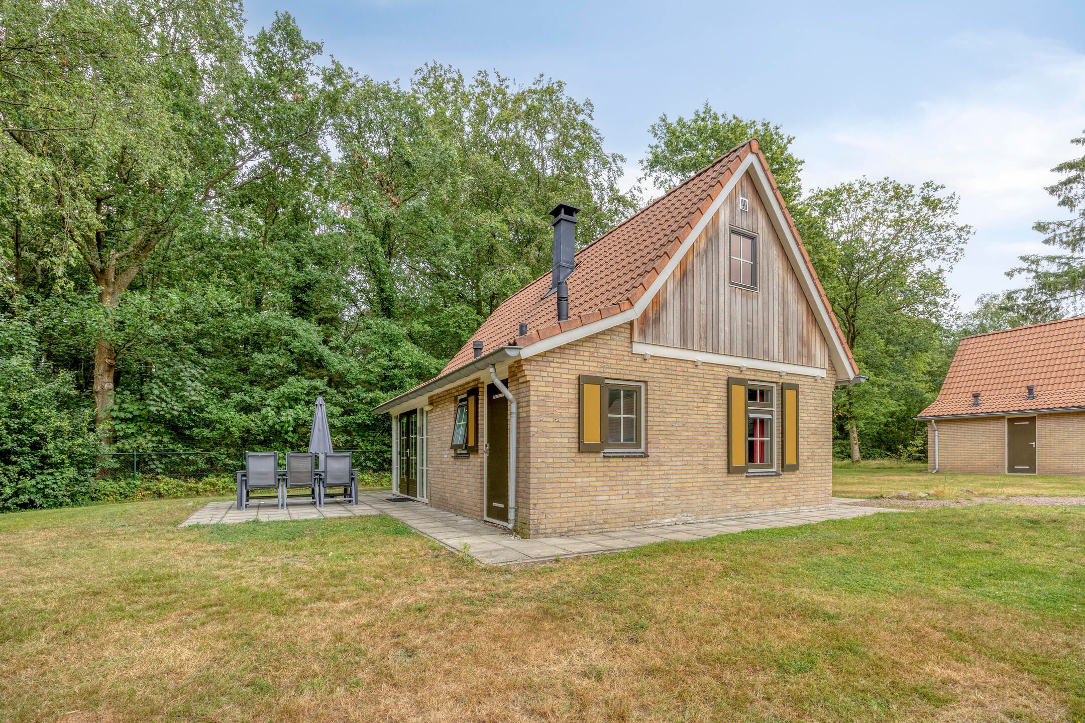 3-bedroom freehold villa in Ees — photo 5 of 5