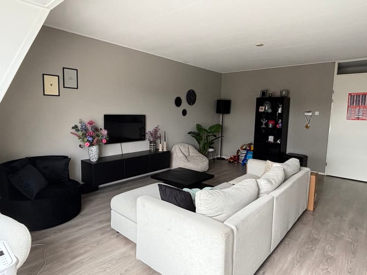 Appartement te huur: Grotestraat 149-11, Goor