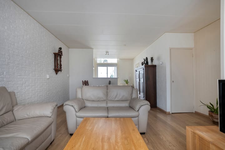 Tussenwoning te koop: Woldstraat 91, Meppel