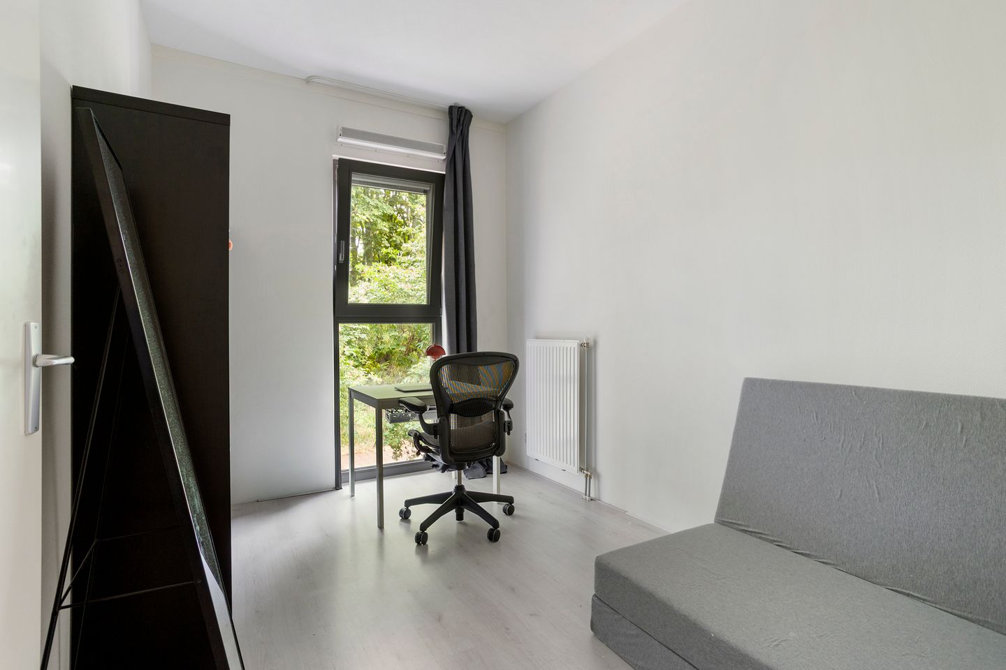 Photo 14 of Treubstraat 10-F001